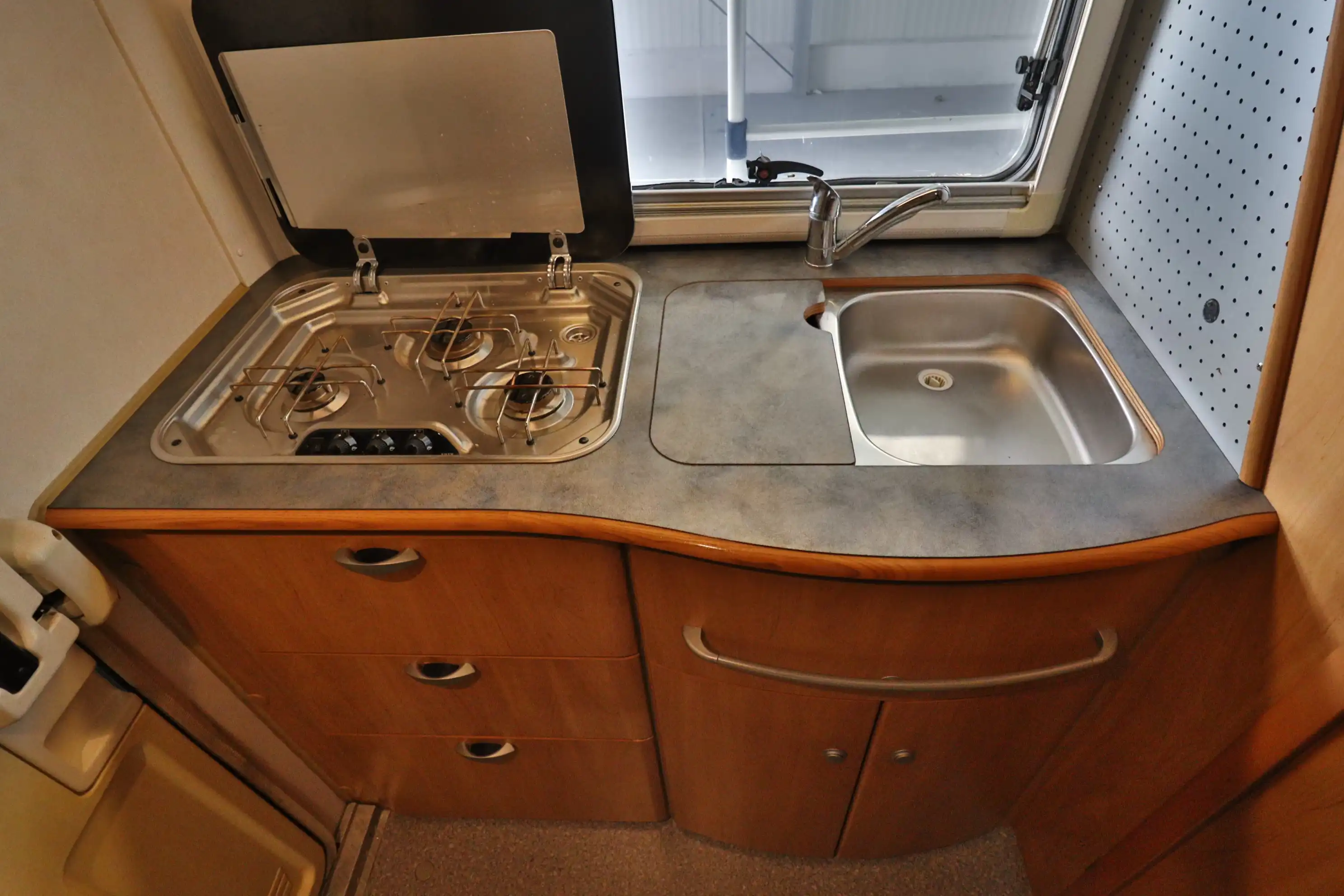 HYMER-ERIBA B 584